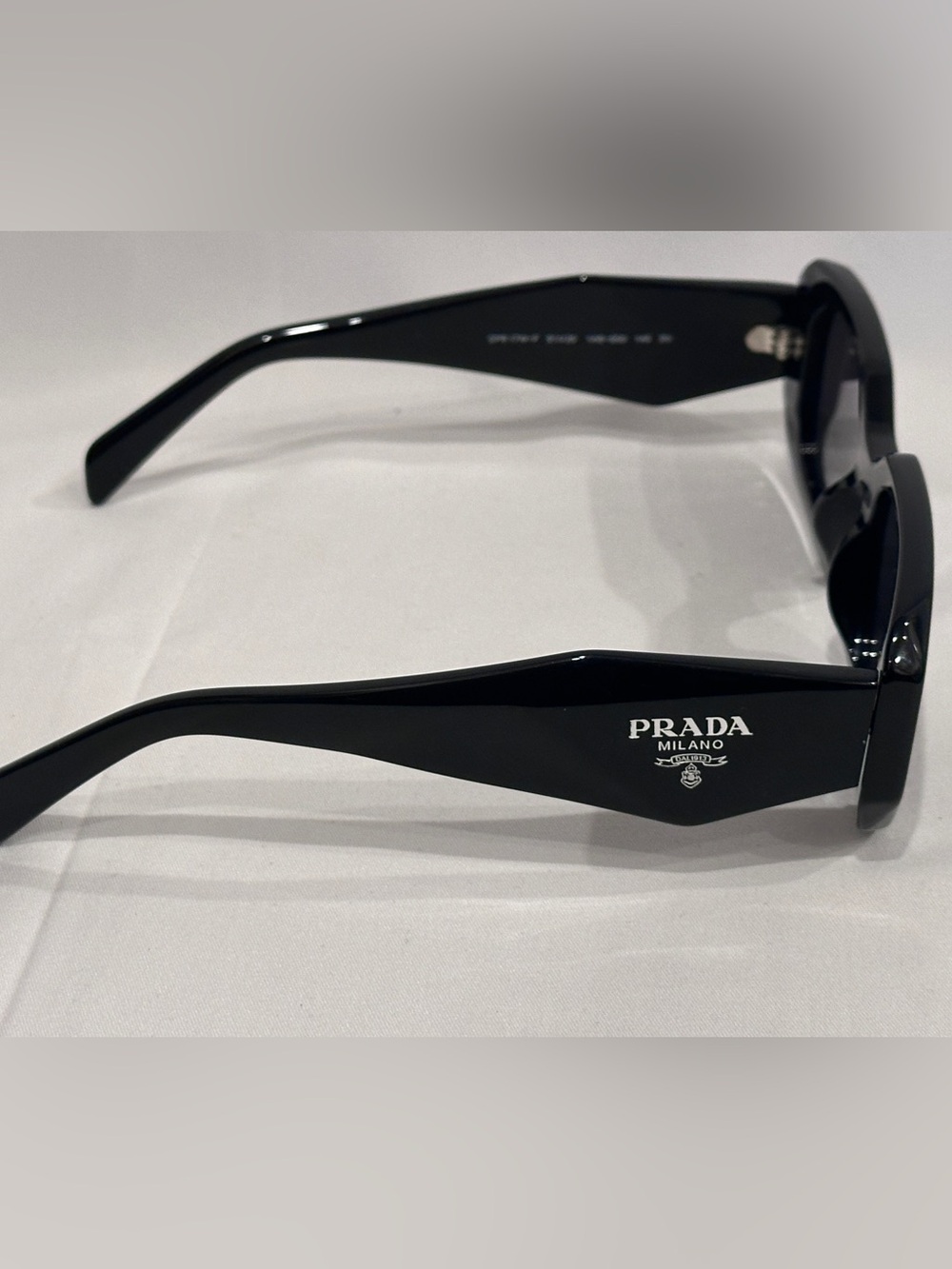 Brand New Prada Black Rectangular Acetate Sunglasses set / SPR 17W - Picture 6 of 11